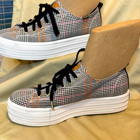 Keds Shoes - KEDS Triple Up plaid sneakers excellent condition super cute! Size 8.5